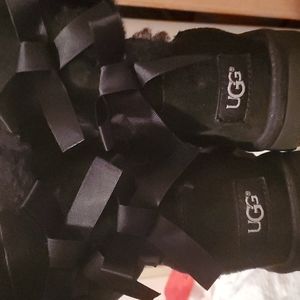 Black Bow UGG boots in good condition